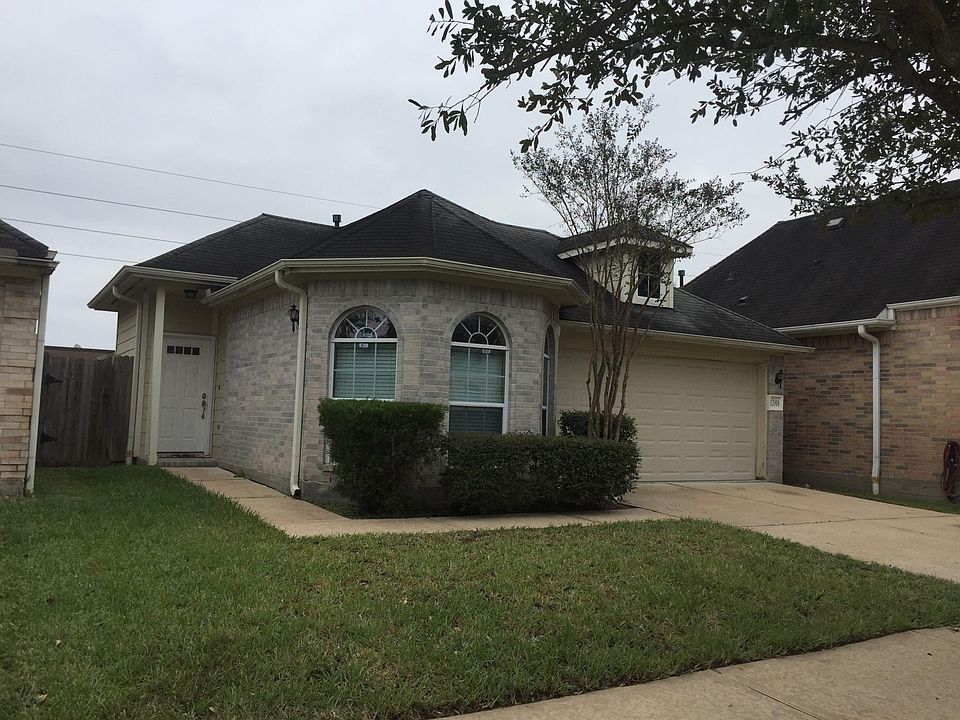 1st image of 12918 Rose Landing Dr