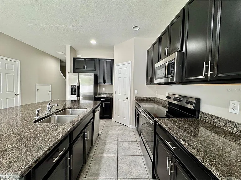 7208 Grand Elm Dr — Photo 7