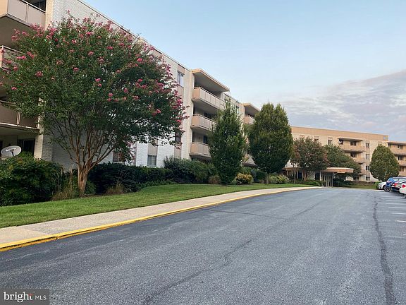 2nd image of 7501 Democracy Blvd #B
