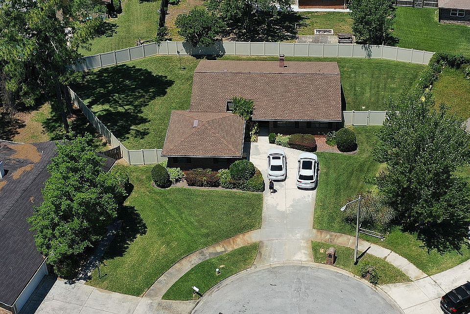 2nd image of 9154 Glendower Ct