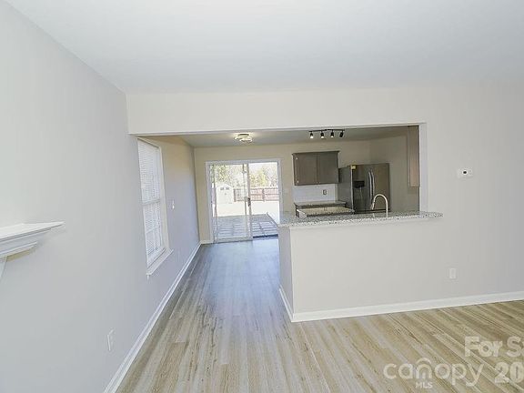 3rd image of 9614 Rau Ct