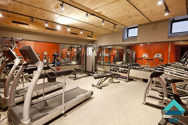 Rented by EXR | media 26