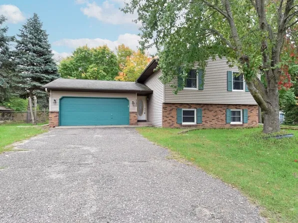 5466 Otter View Ct, White Bear Township, MN 55110