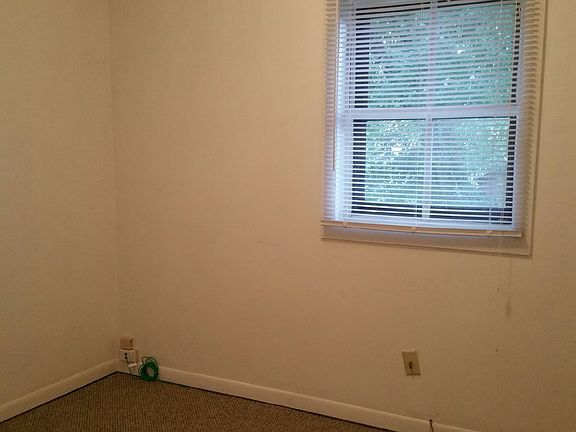 2nd image of 5924 Birchwood Ave