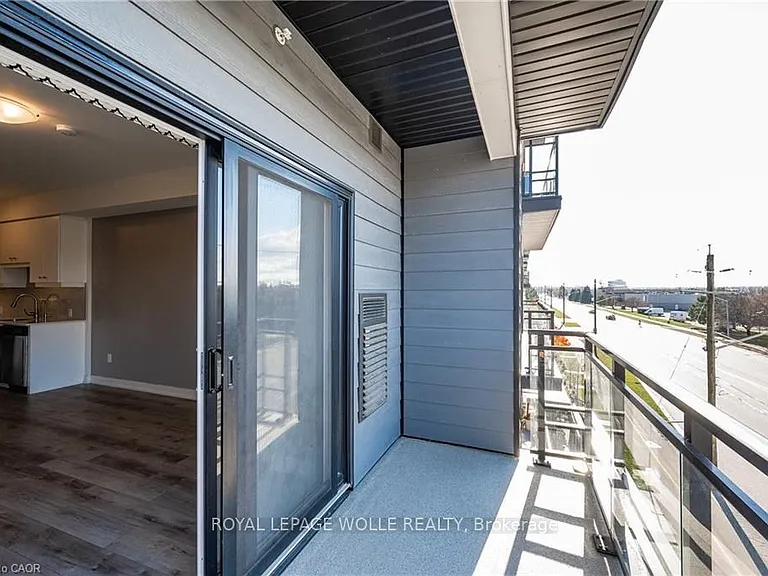 255 Northfield Dr E #302 — Photo 33
