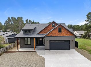 1306 195th St, Long Beach, WA