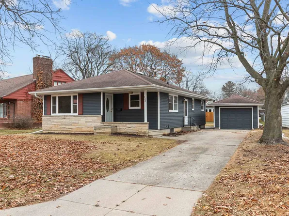 330 Fairview Way, Shawano, WI 54166