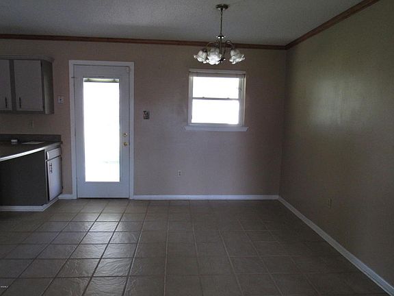 4th image of 2503 Tandy Dr