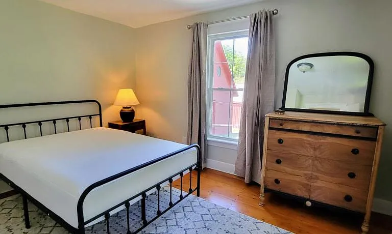 178 Meriden Rd #1 — Photo 4
