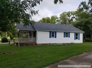 405 McNair St, Versailles, MO 65084
