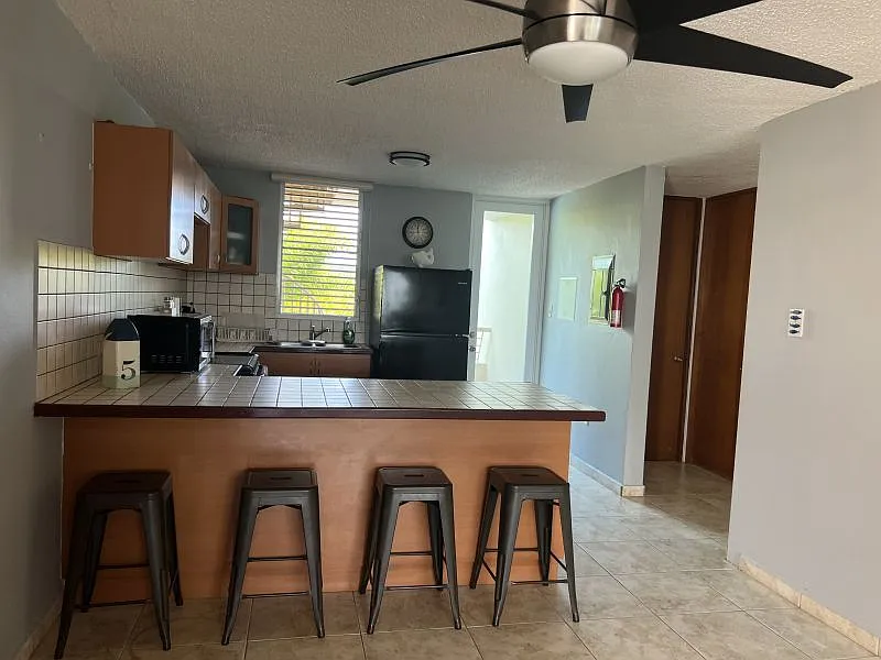 2 bed, 2.5 bath, 1123 sqft, $1,200 — Photo 4