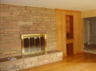 2650 Country Club Rd, Winston Salem, NC 27104