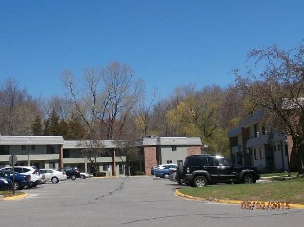 2nd image of 24 Chestnut Ct