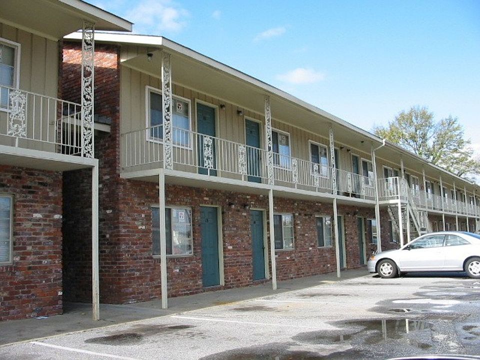 1st image of 159 N Donahue Dr