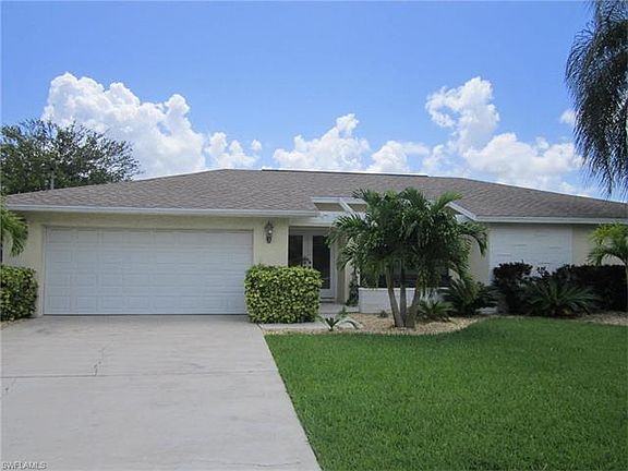 3rd image of 4825 Pelican Blvd