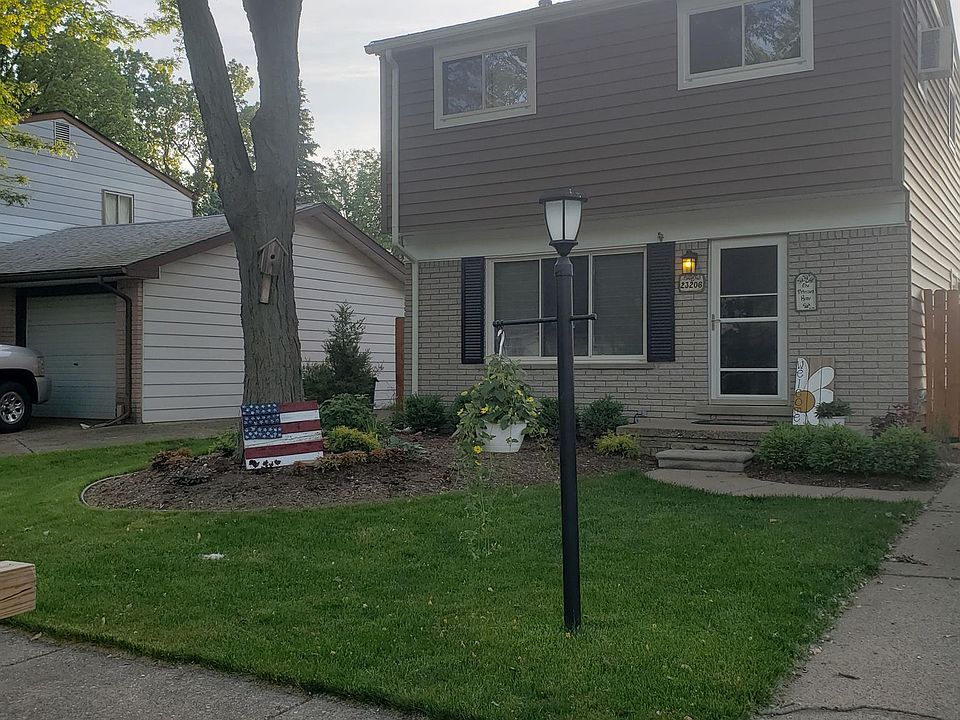 1st image of 23206 Albion Ave