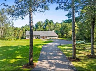 N10909 Peshtigo River Ln, Crivitz, WI 54114