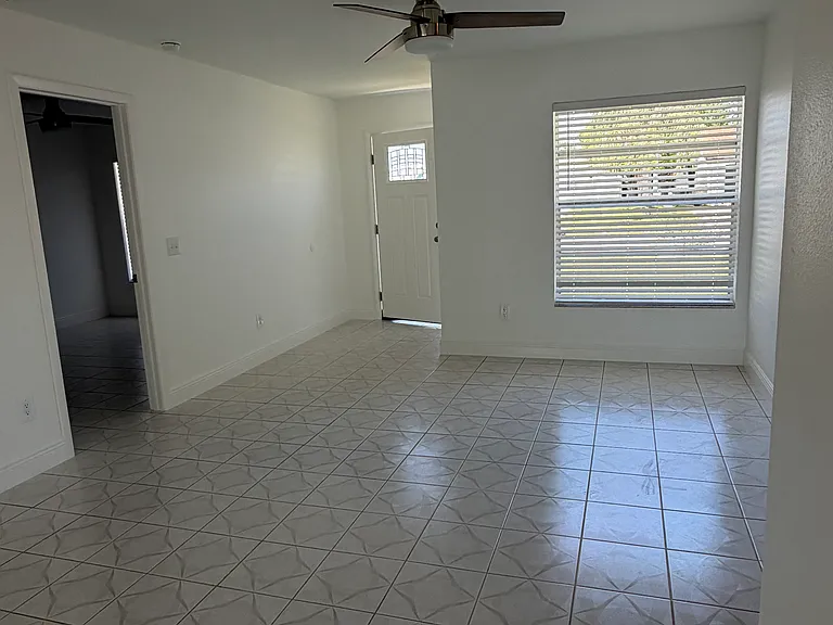 808 Balsamwood Ln — Photo 20