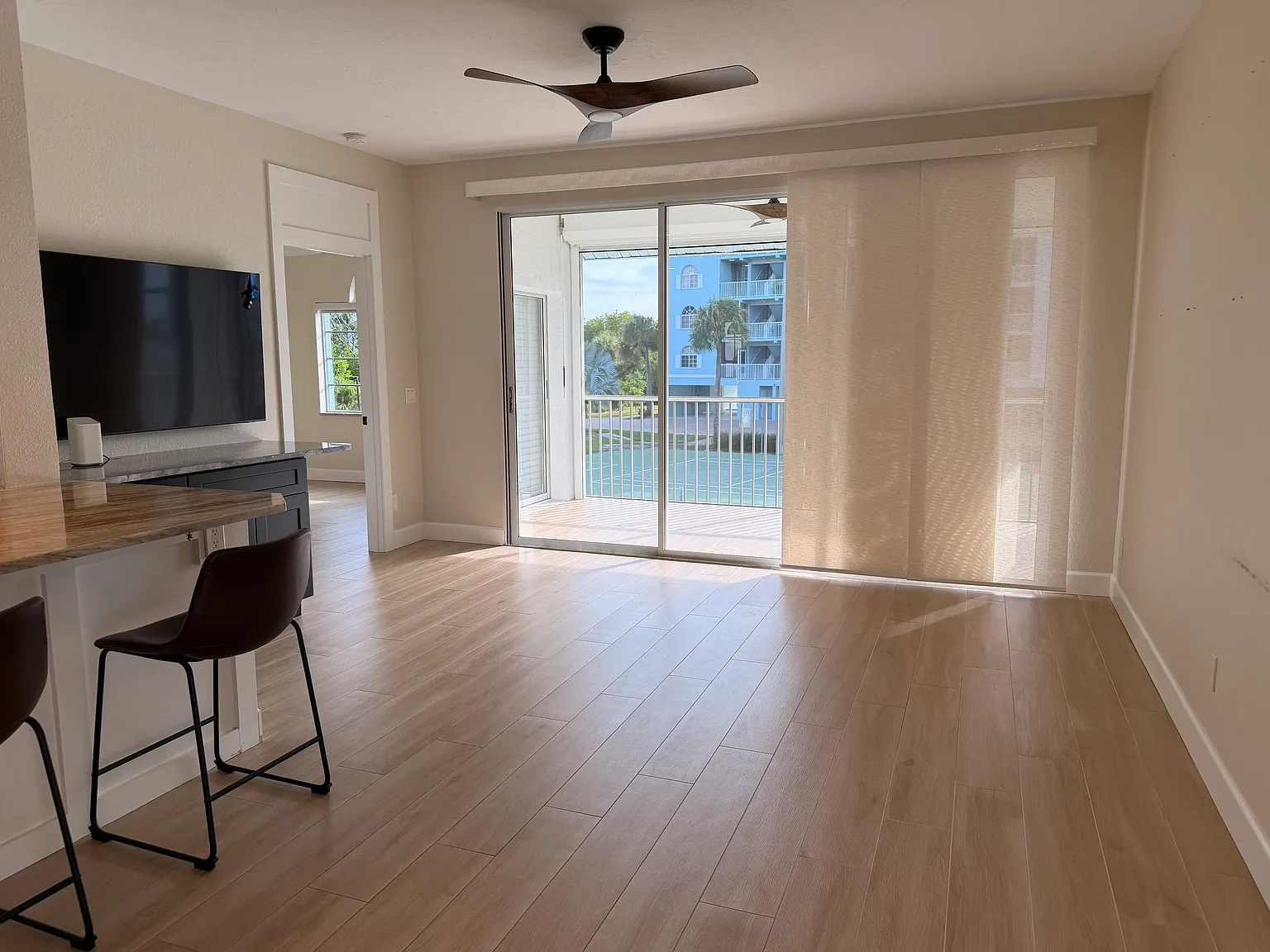 2 bed, 1150 sqft, $4,800 — Photo 4