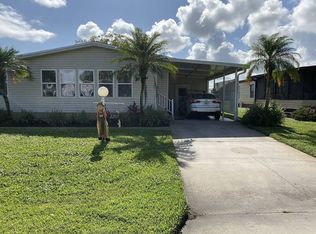 2205 E Lakeview Dr, Sebastian, FL 32958
