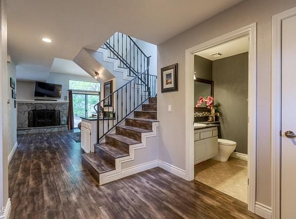 2nd image of 29719 Windsong Ln