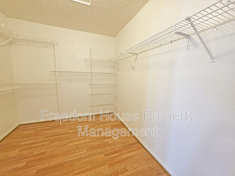 2250 S Ambush St — Photo 23