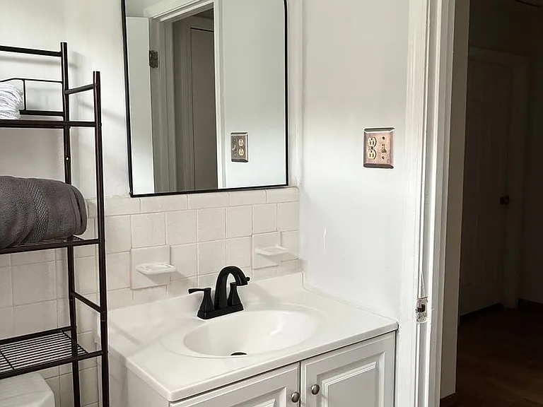 6433 Valley Brook Dr — Photo 6