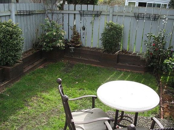 2nd image of 12519 SE 42nd St