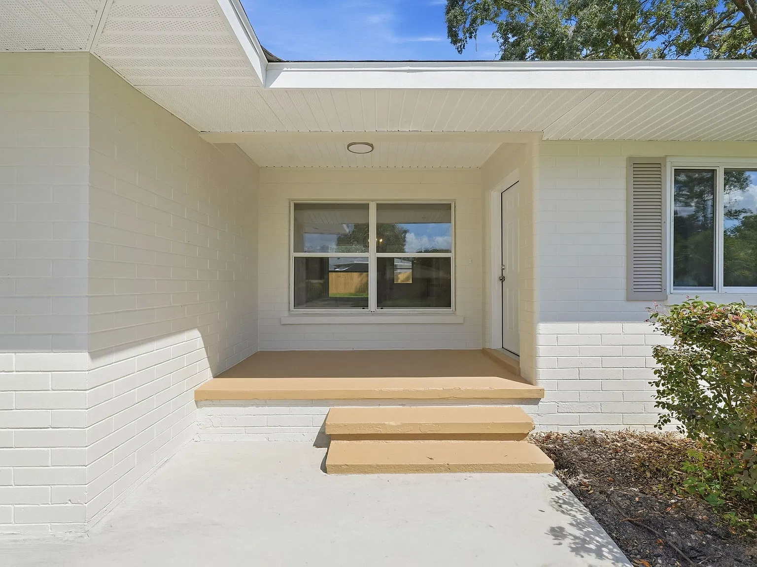 3 bed, 1593 sqft, $1,950 — Photo 4