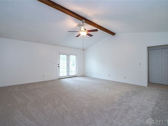 3rd image of 8738 Deer Hollow Dr