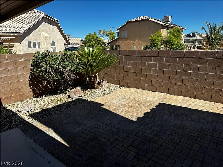 2229 Maple Shade St — Photo 21