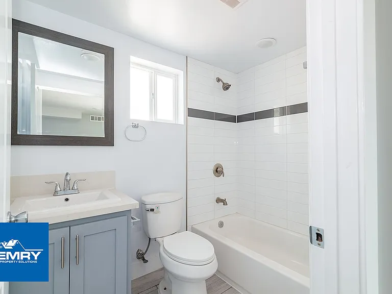 814 N Wilmington Blvd — Photo 21