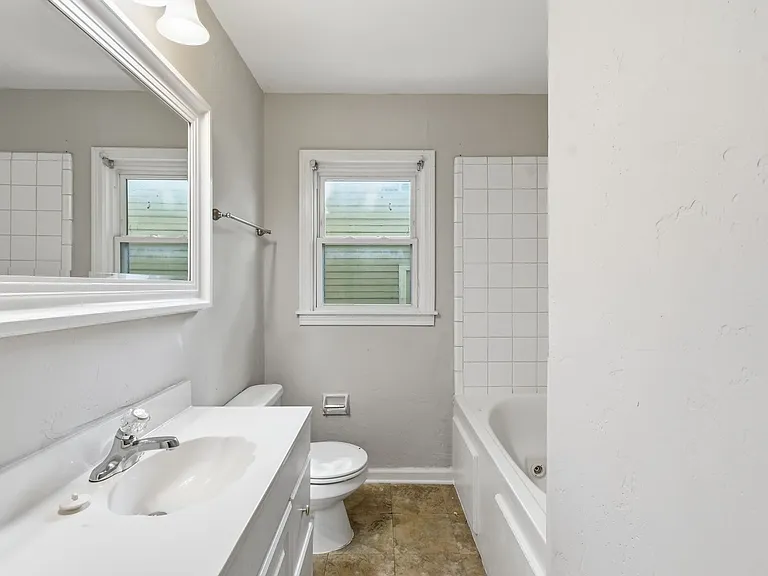45 E 51st Pl — Photo 10