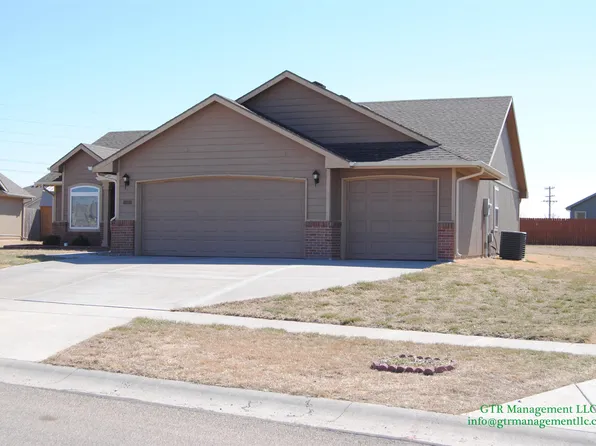 1145 Coyote Dr, Junction City, KS 66441