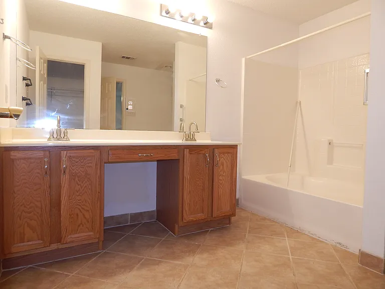 10013 Country View Ln — Photo 20
