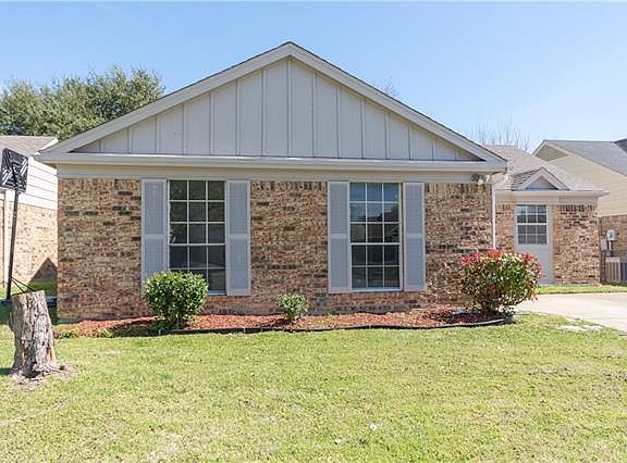 3rd image of 5533 Yaupon Dr