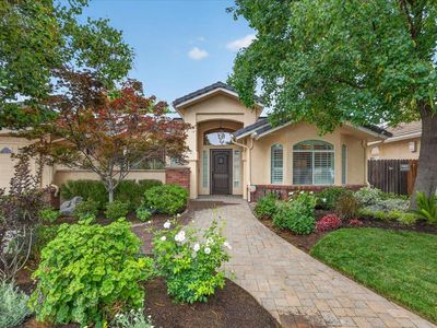 2831 Indianapolis Ave, Clovis, CA, 93611