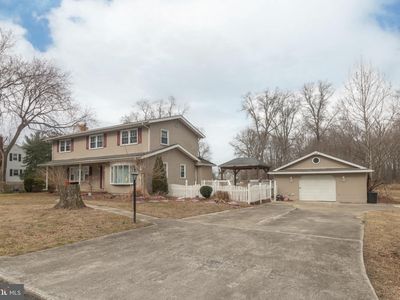 588 Orchard Dr, Penns Grove, NJ, 08069