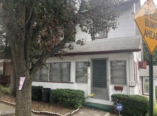 16 Newton Pl, Irvington, NJ 07111