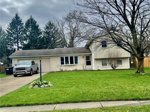 332 Bruce Dr, Brunswick, OH 44212