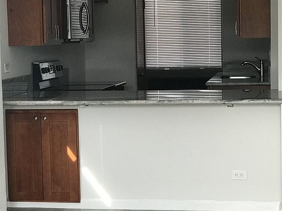 5th image of 4310 Lower Honoapiilani Rd APT 619