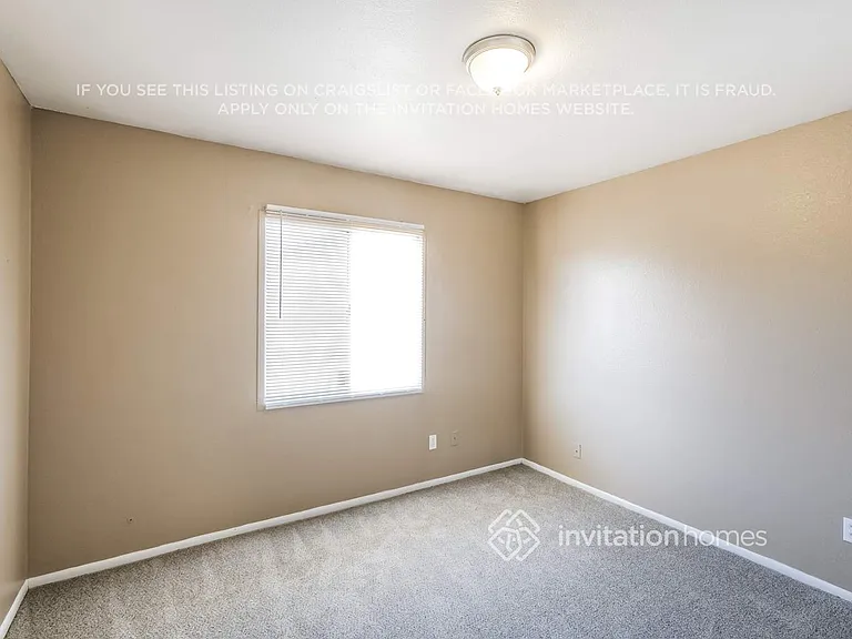 3410 N 90th Dr — Photo 15