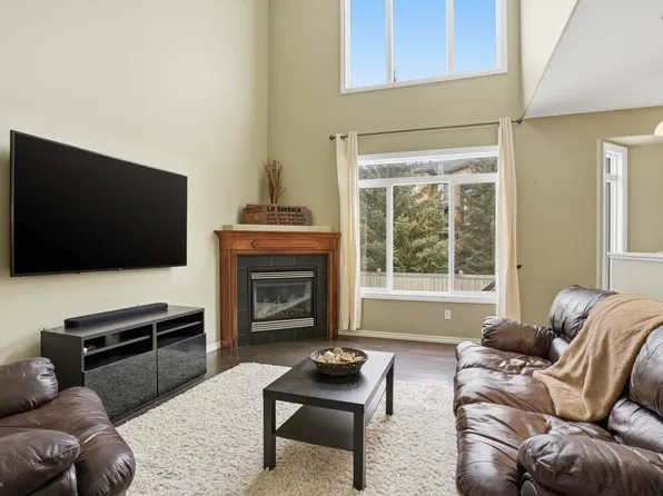 11520 11th Ave SW, Edmonton, AB T6W 1W7