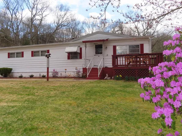 26 Brown School Road, Preston, CT 06365