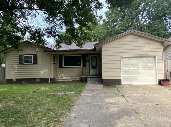 1811 F St NW, Miami, OK 74354