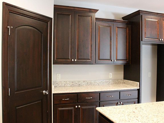 3rd image of 804 Prairie Gdns Unit 28