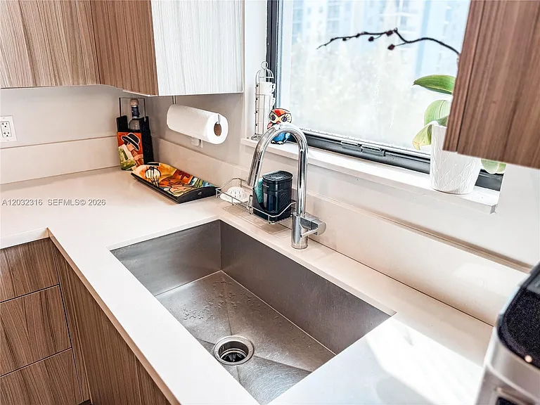 10455 NW 82nd St #32 — Photo 8