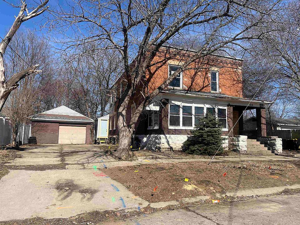 1st image of 1014 11th Ave