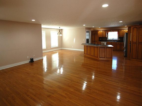 4th image of 181 Symsonia Rd