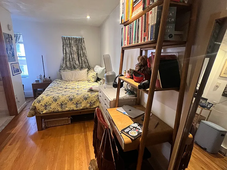 20 Hanover Ave #6 — Photo 9
